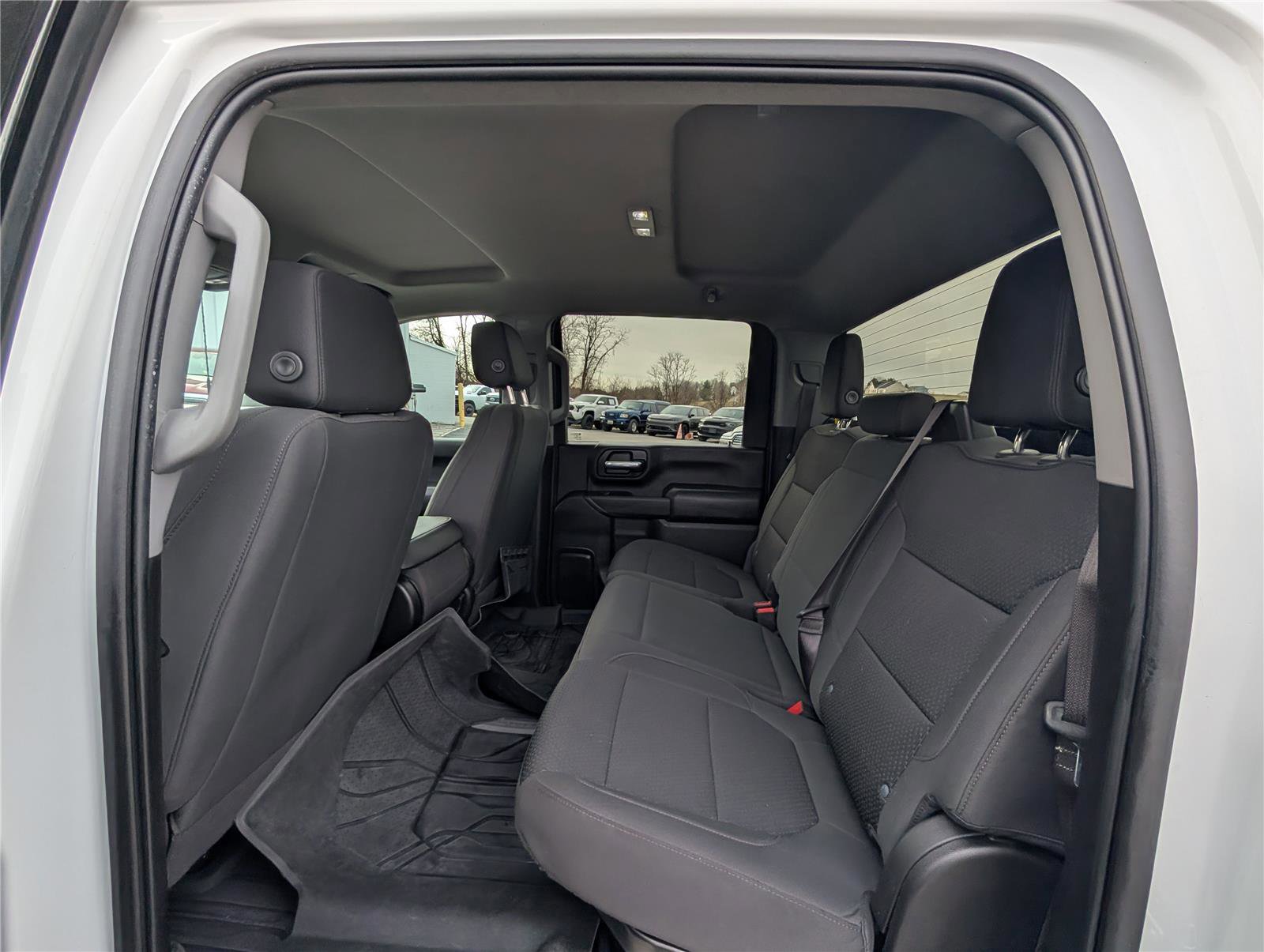 Used 2023 Chevrolet Silverado 2500 Custom w/ Custom Value Package image 15