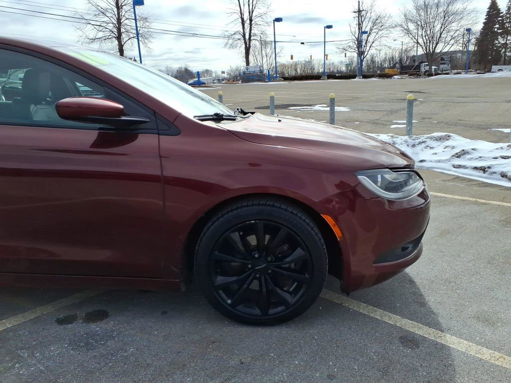 Used 2016 Chrysler 200 S w/ Comfort Group image 24