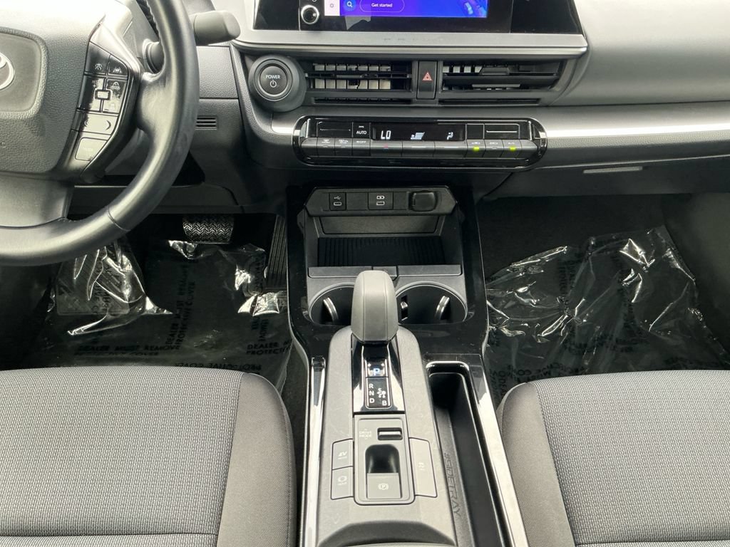 Certified 2024 Toyota Prius LE FWD image 13
