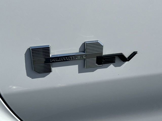 Certified 2025 GMC Hummer EV 2X AWD/4WD image 32