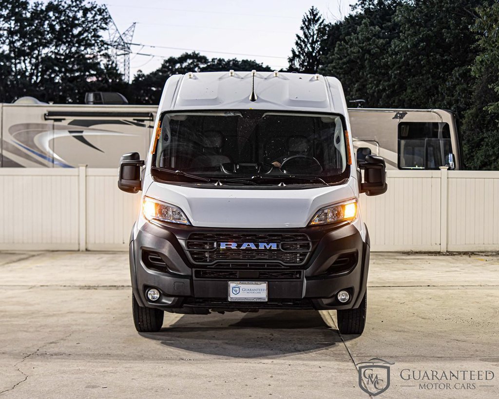 Used 2025 RAM ProMaster 2500 w/ Convenience Group FWD image 2