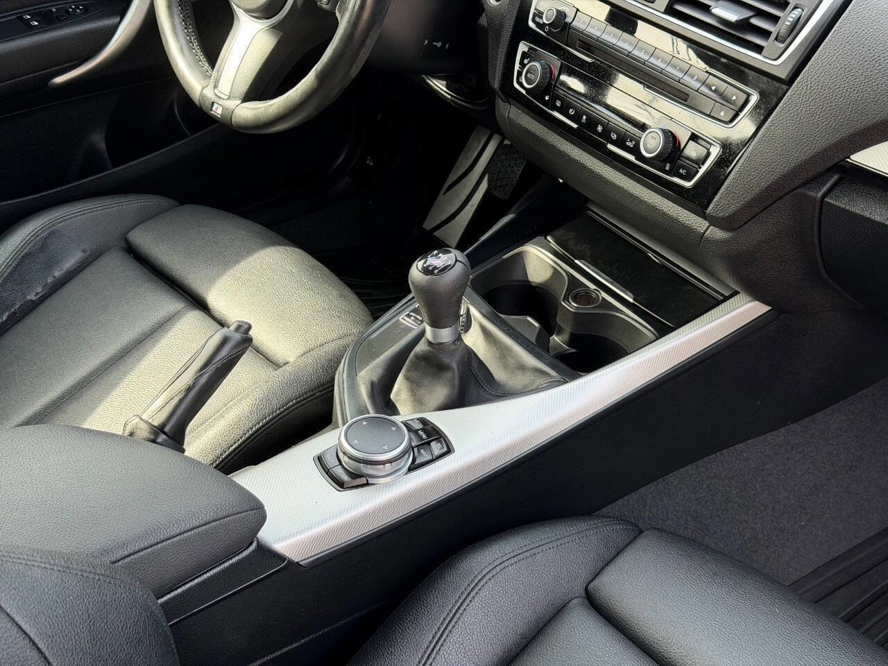 Used 2016 BMW M235i Coupe image 23