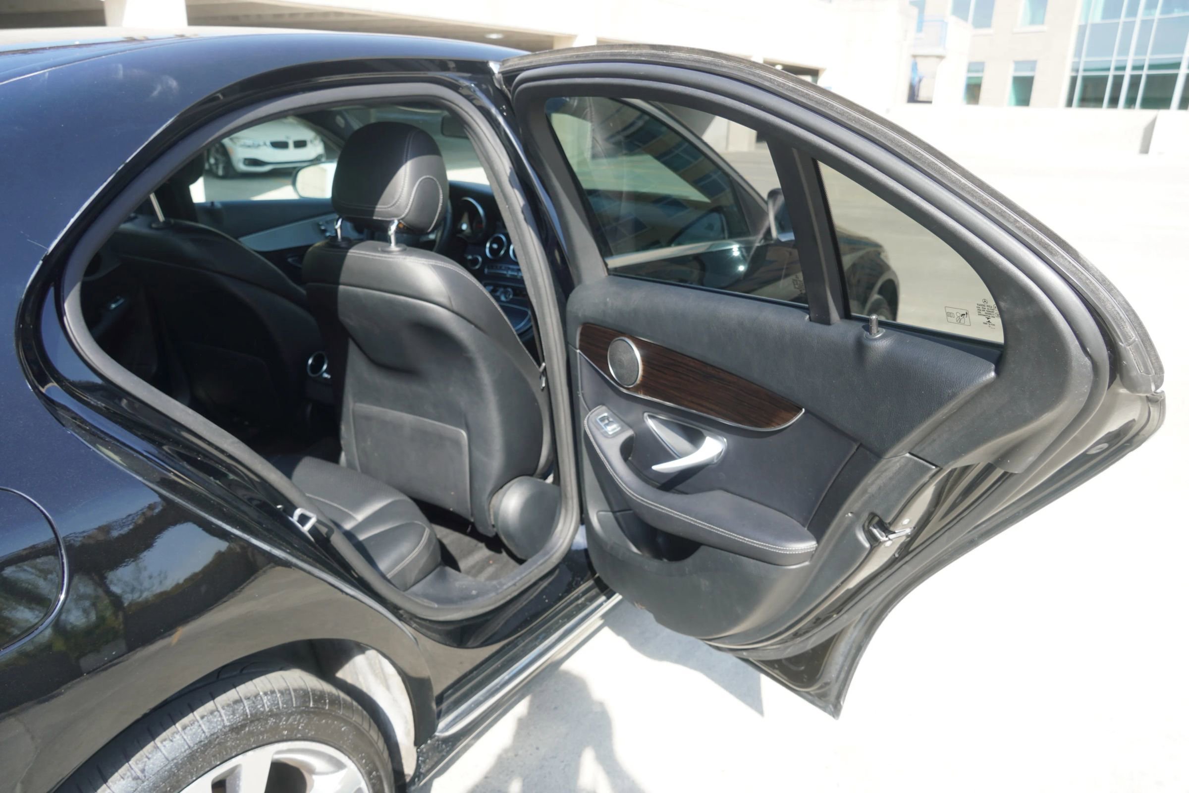 Used 2018 Mercedes-Benz C 300 4MATIC Sedan image 36