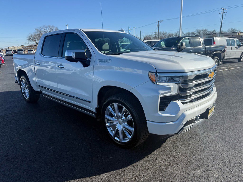 Used 2025 Chevrolet Silverado 1500 High Country w/ Technology Package image 7