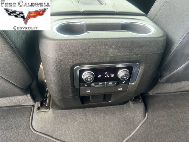 Used 2022 Chevrolet Suburban High Country image 26