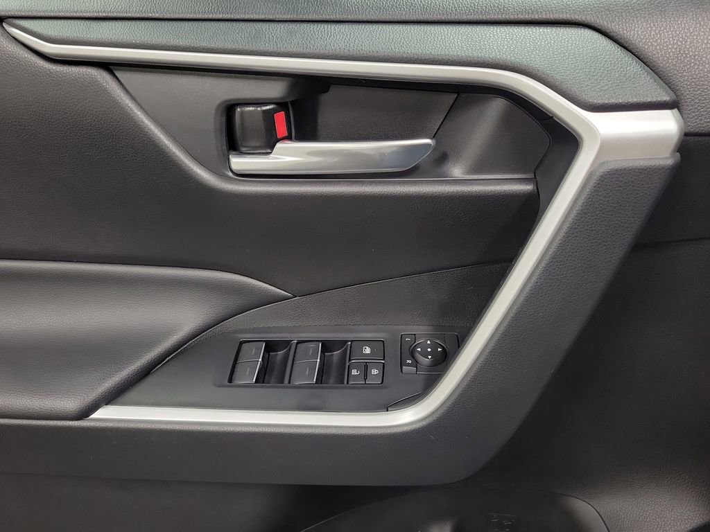 Used 2024 Toyota RAV4 XLE image 19