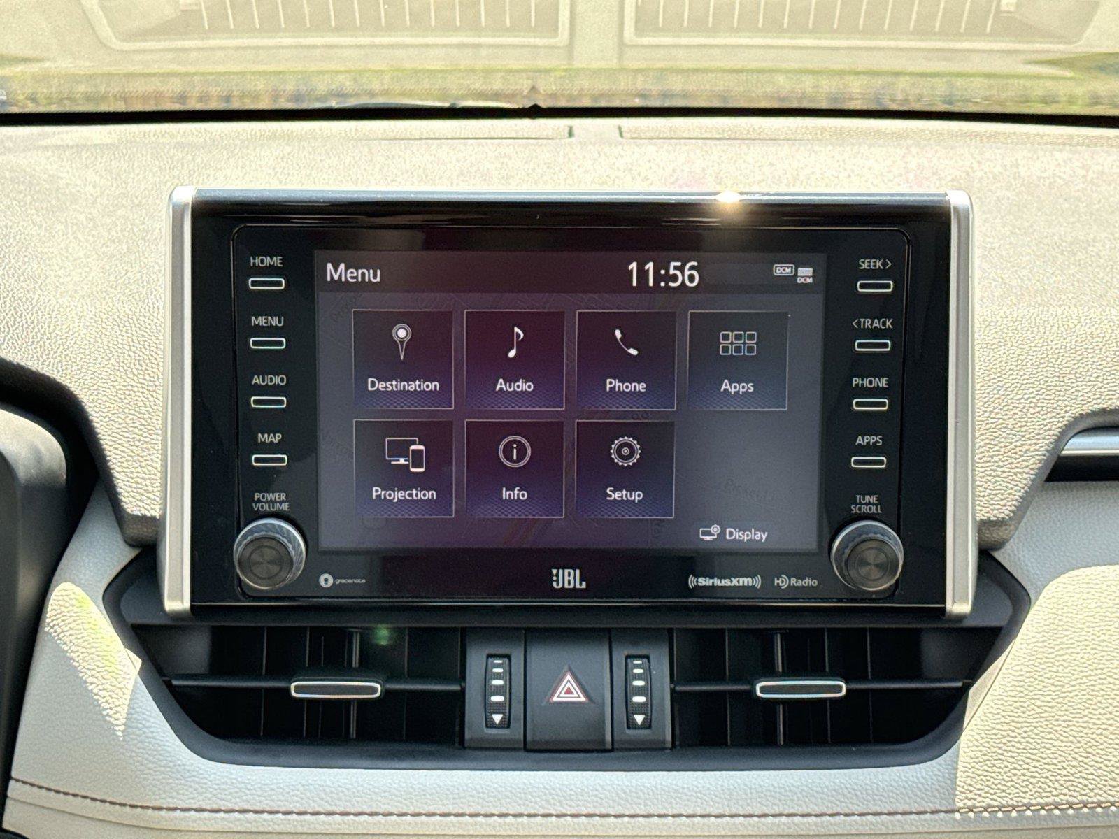 Used 2020 Toyota RAV4 Limited AWD/4WD image 27