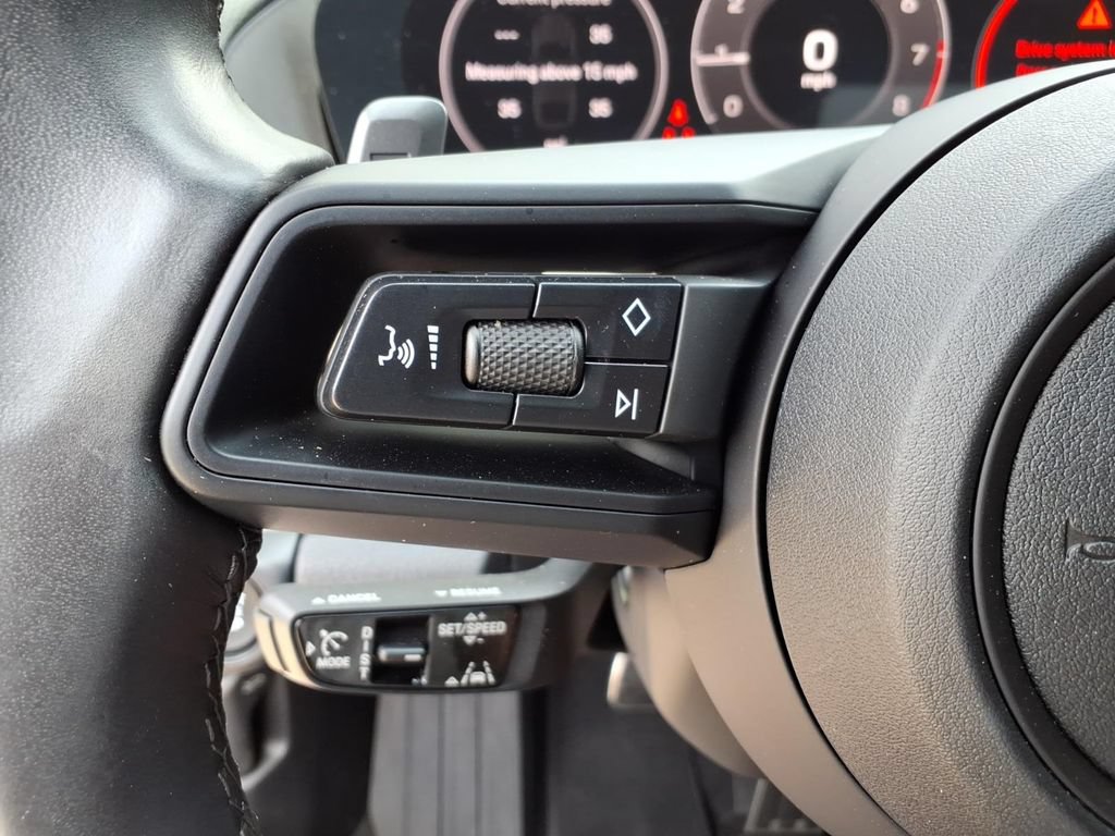 Certified 2024 Porsche Panamera RWD image 24
