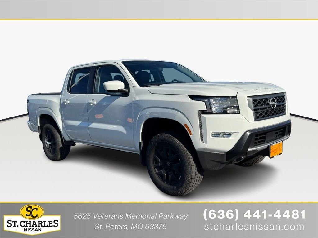 Used 2022 Nissan Frontier SV image 1