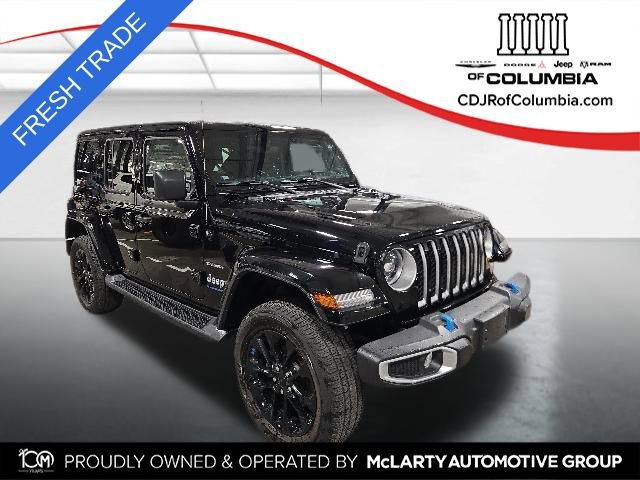 Used 2023 Jeep Wrangler Unlimited Sahara w/ Cold Weather Group AWD/4WD image 1