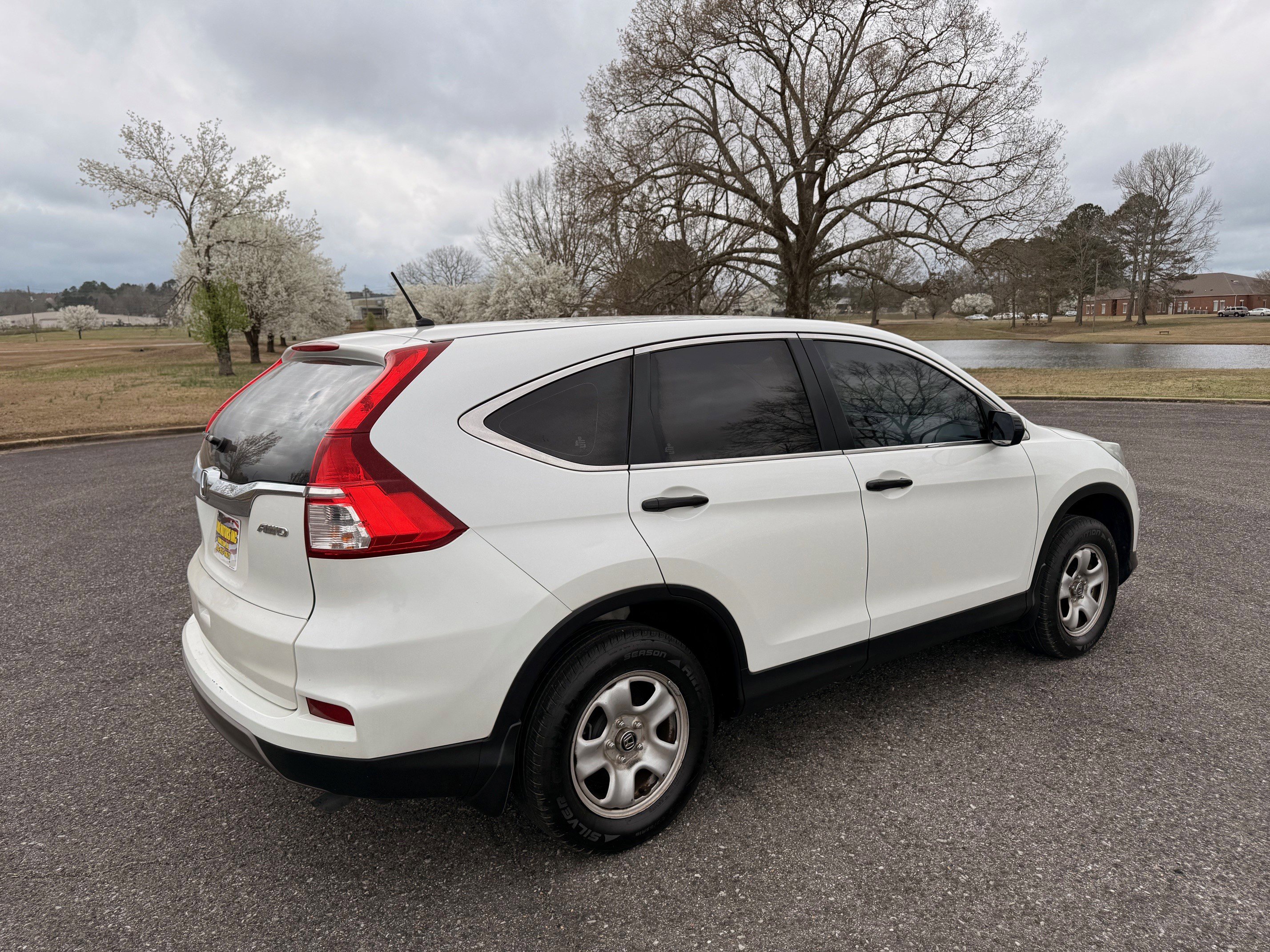Used 2015 Honda CR-V LX image 5