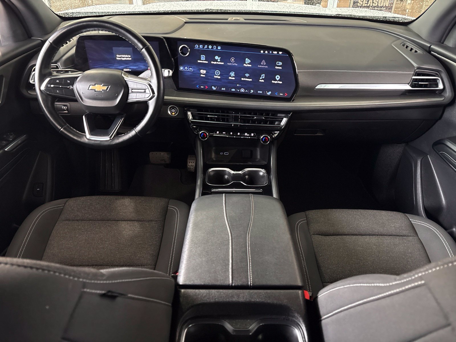 Used 2024 Chevrolet Traverse LT FWD image 22