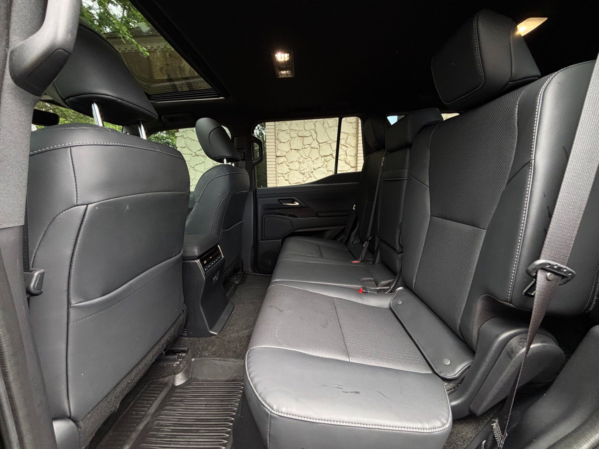 Used 2024 Lexus GX 550 w/ Accessory Package (Z1) AWD/4WD image 29