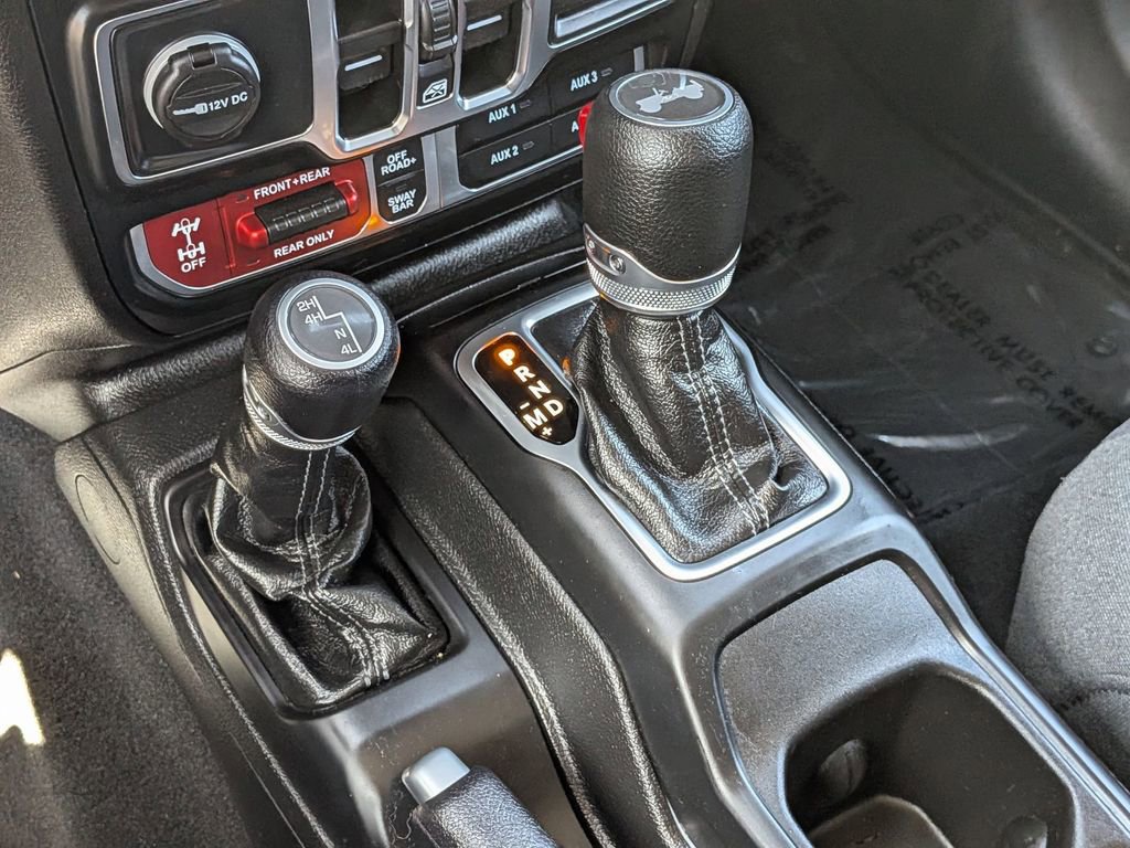 Used 2025 Jeep Wrangler Unlimited Rubicon image 21