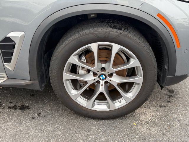 Used 2026 BMW X5 xDrive40i AWD/4WD image 19