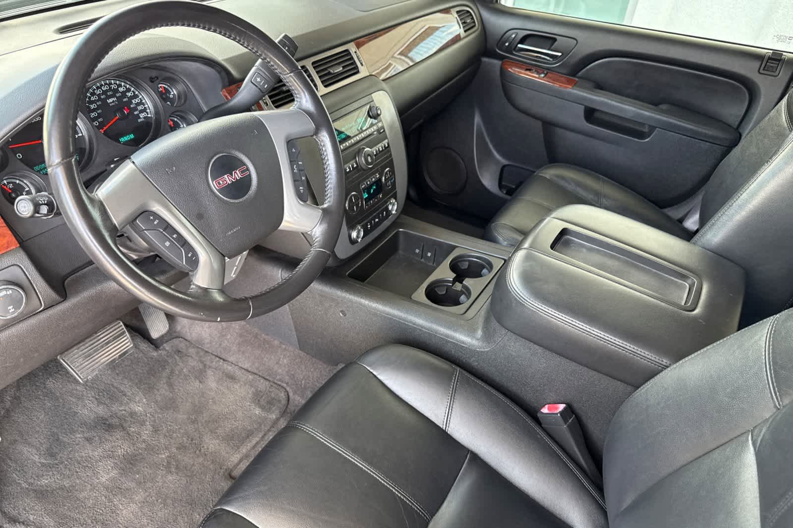 Used 2014 GMC Yukon XL SLT AWD/4WD image 10