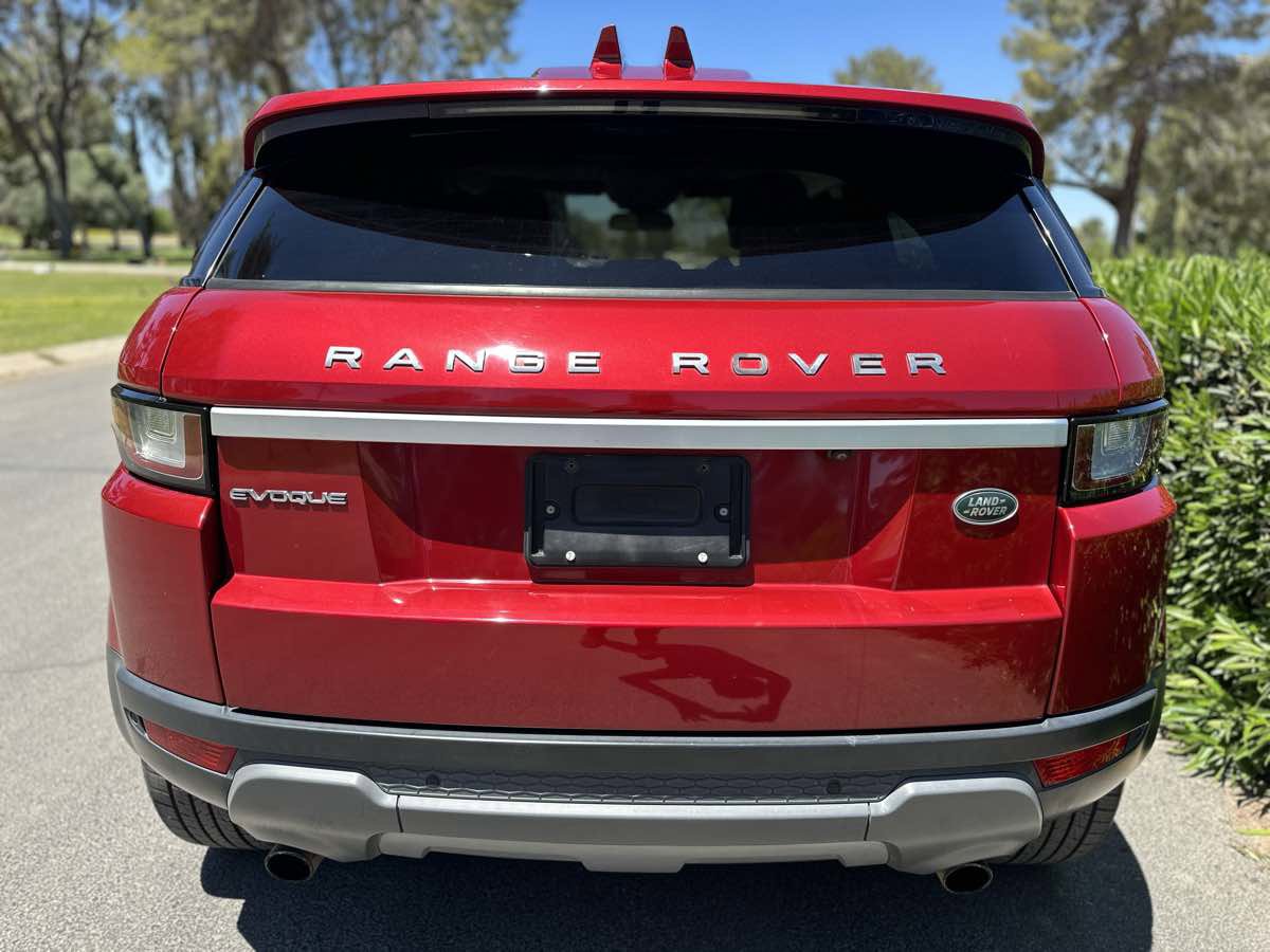 Used 2016 Land Rover Range Rover Evoque HSE image 4
