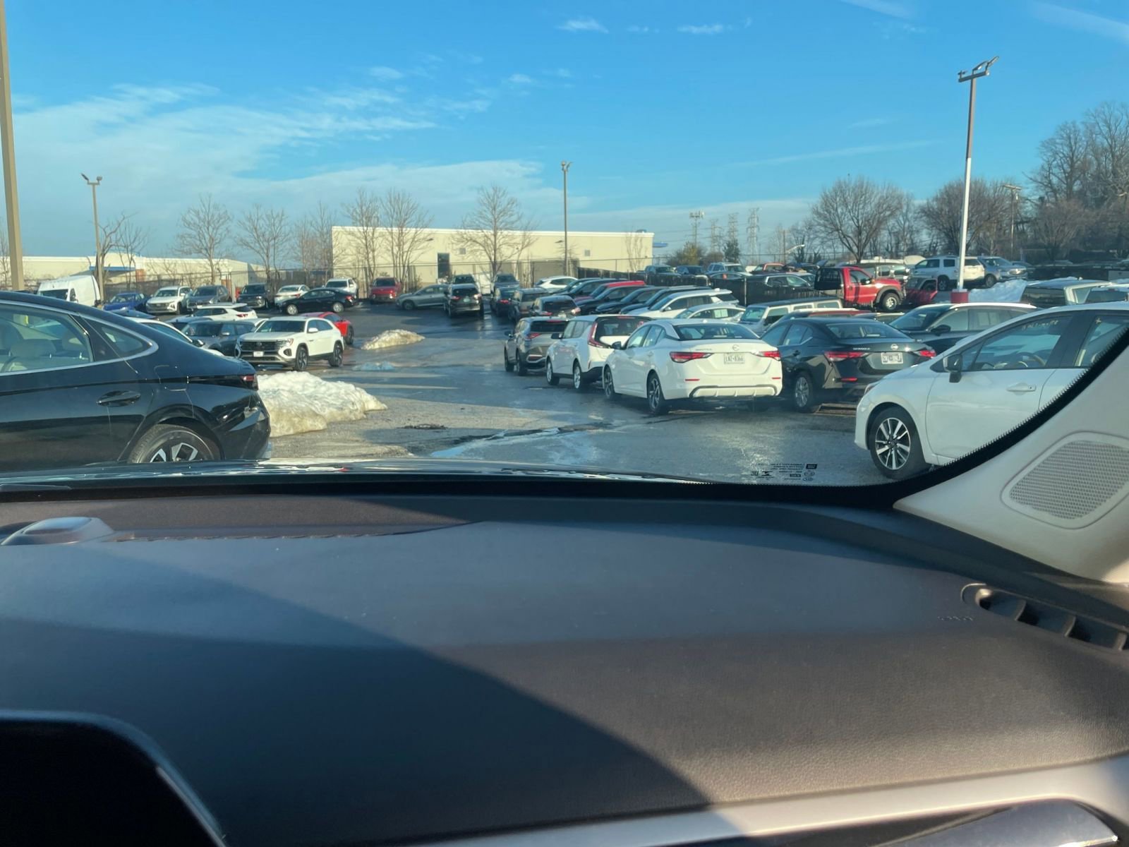 Used 2025 Chevrolet TrailBlazer LT image 30