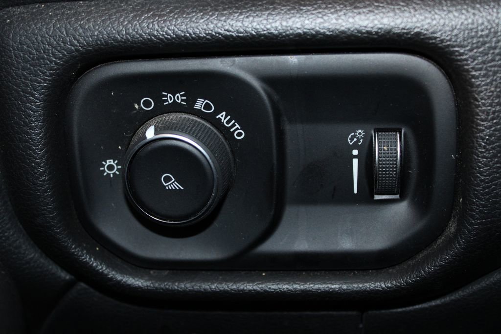 Used 2022 RAM 2500 Tradesman image 39