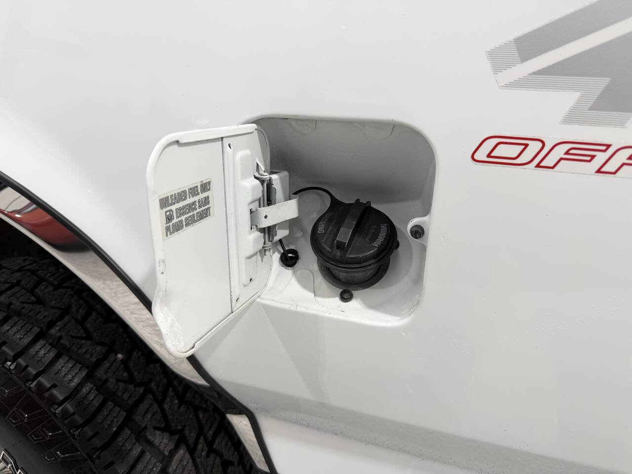 Used 1993 Ford F250 4x4 Regular Cab image 48