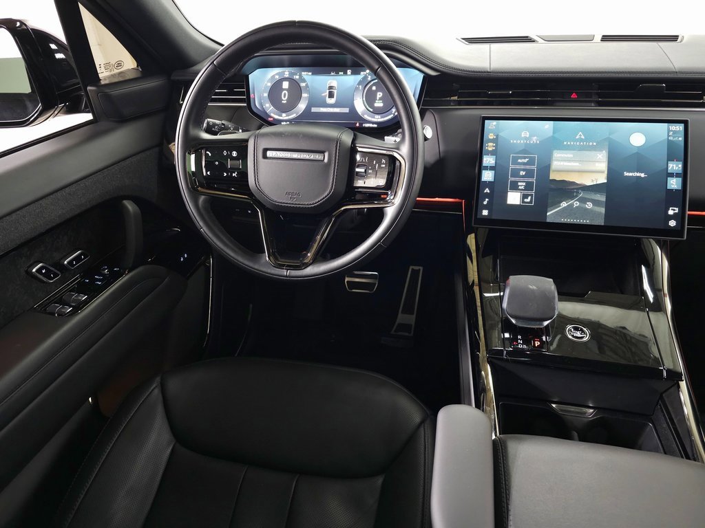 Used 2025 Land Rover Range Rover Sport Dynamic SE image 20
