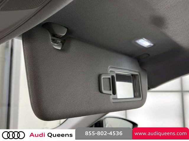 Used 2021 Audi e-tron Premium Plus w/ Premium Plus Package AWD/4WD image 31