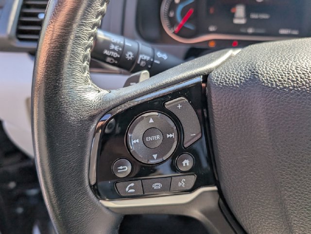 Used 2021 Honda Pilot Touring image 16