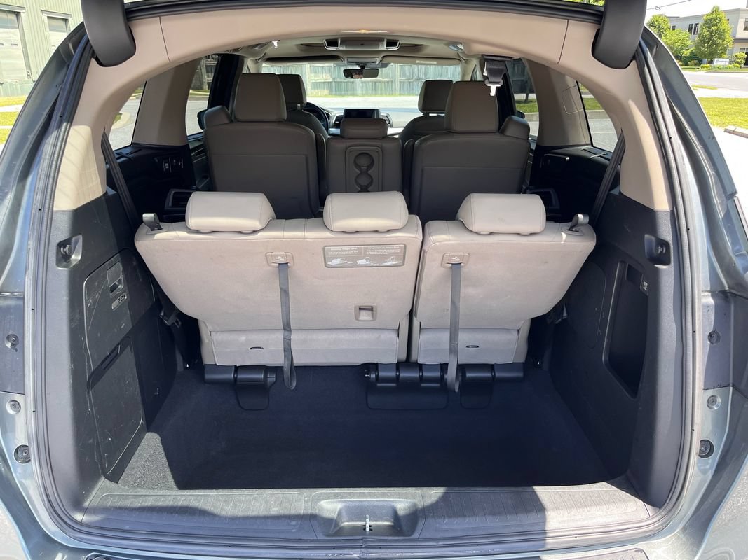 Used 2018 Honda Odyssey Elite image 11