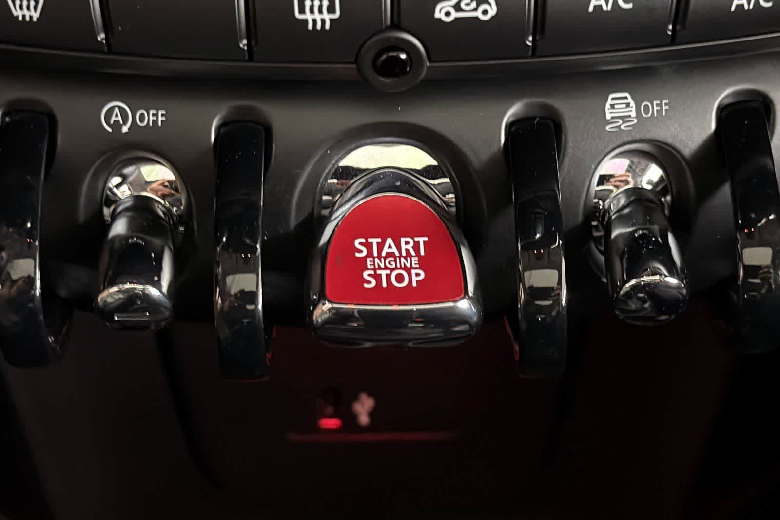 Used 2024 MINI Cooper S FWD image 23