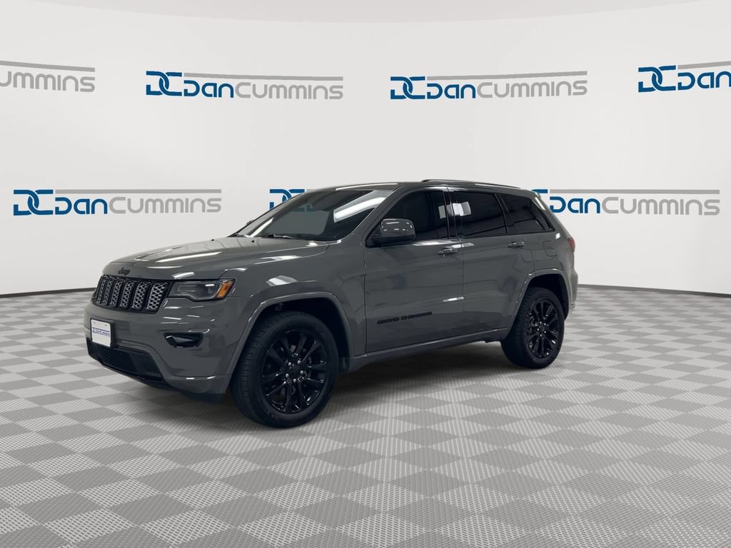 Used 2020 Jeep Grand Cherokee Altitude AWD/4WD image 4