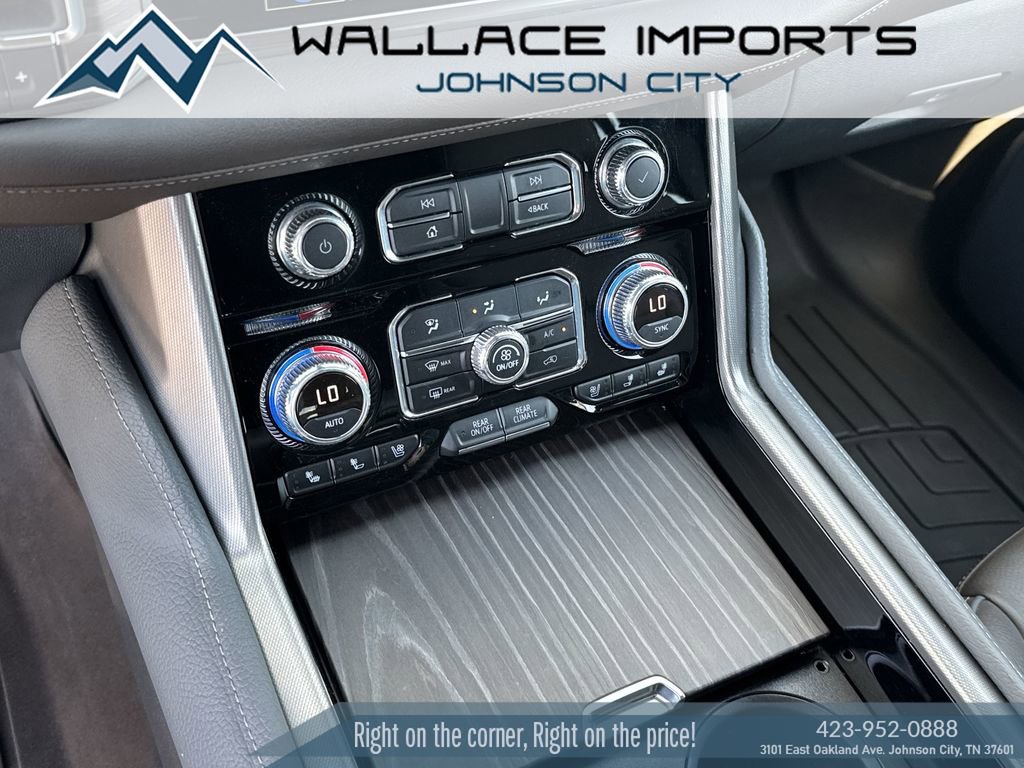 Used 2022 GMC Yukon Denali AWD/4WD image 27