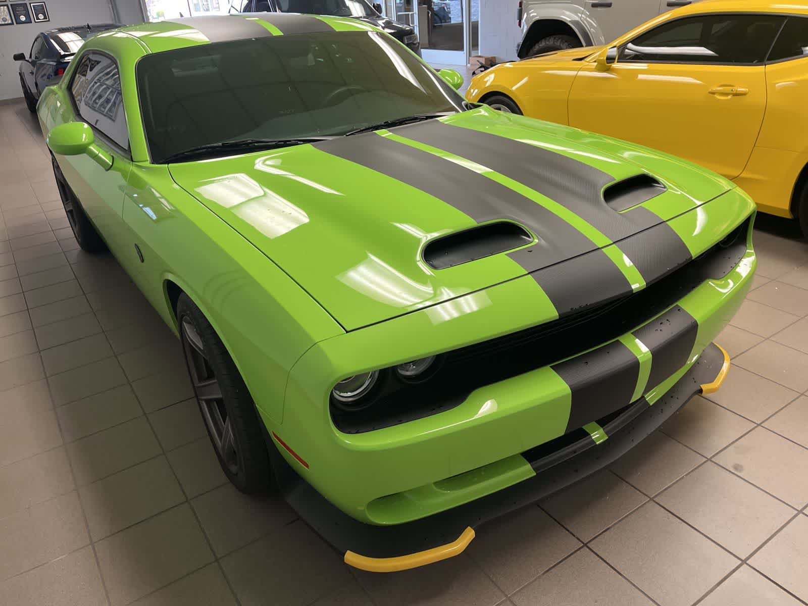 Used 2019 Dodge Challenger SRT Hellcat w/ Plus Package RWD image 18