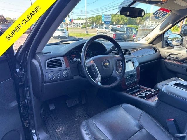 Used 2012 Chevrolet Tahoe LTZ AWD/4WD image 8