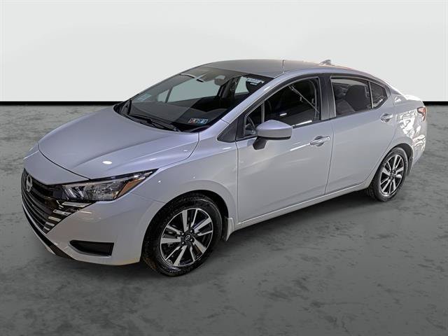Used 2025 Nissan Versa SV w/ Trunk Package FWD image 7