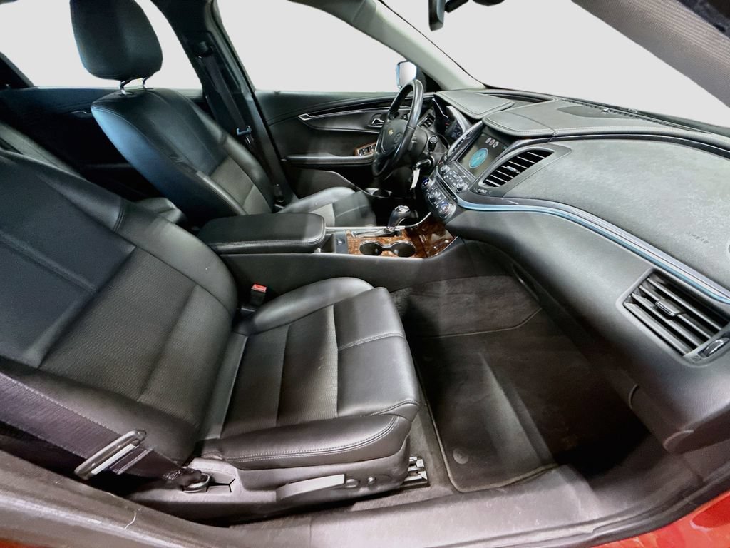 Used 2015 Chevrolet Impala LT w/ Convenience Package FWD image 26
