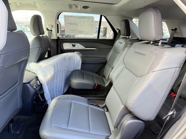 New 2026 Ford Explorer Active w/ Active Comfort Package image 13