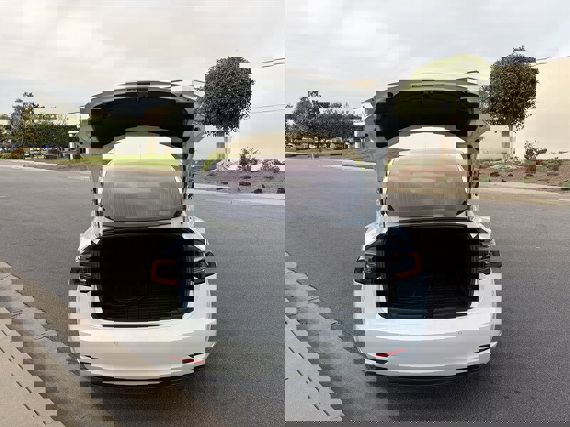 Used 2018 Tesla Model 3 Long Range image 6