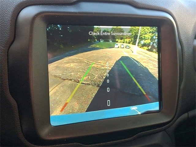 Used 2023 Jeep Renegade Latitude image 18