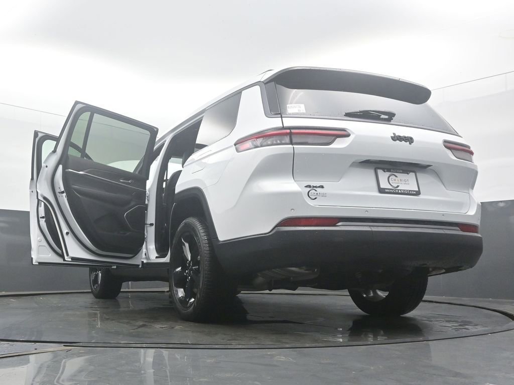 New 2026 Jeep Grand Cherokee L Limited w/ Limited Altitude Package AWD/4WD image 60