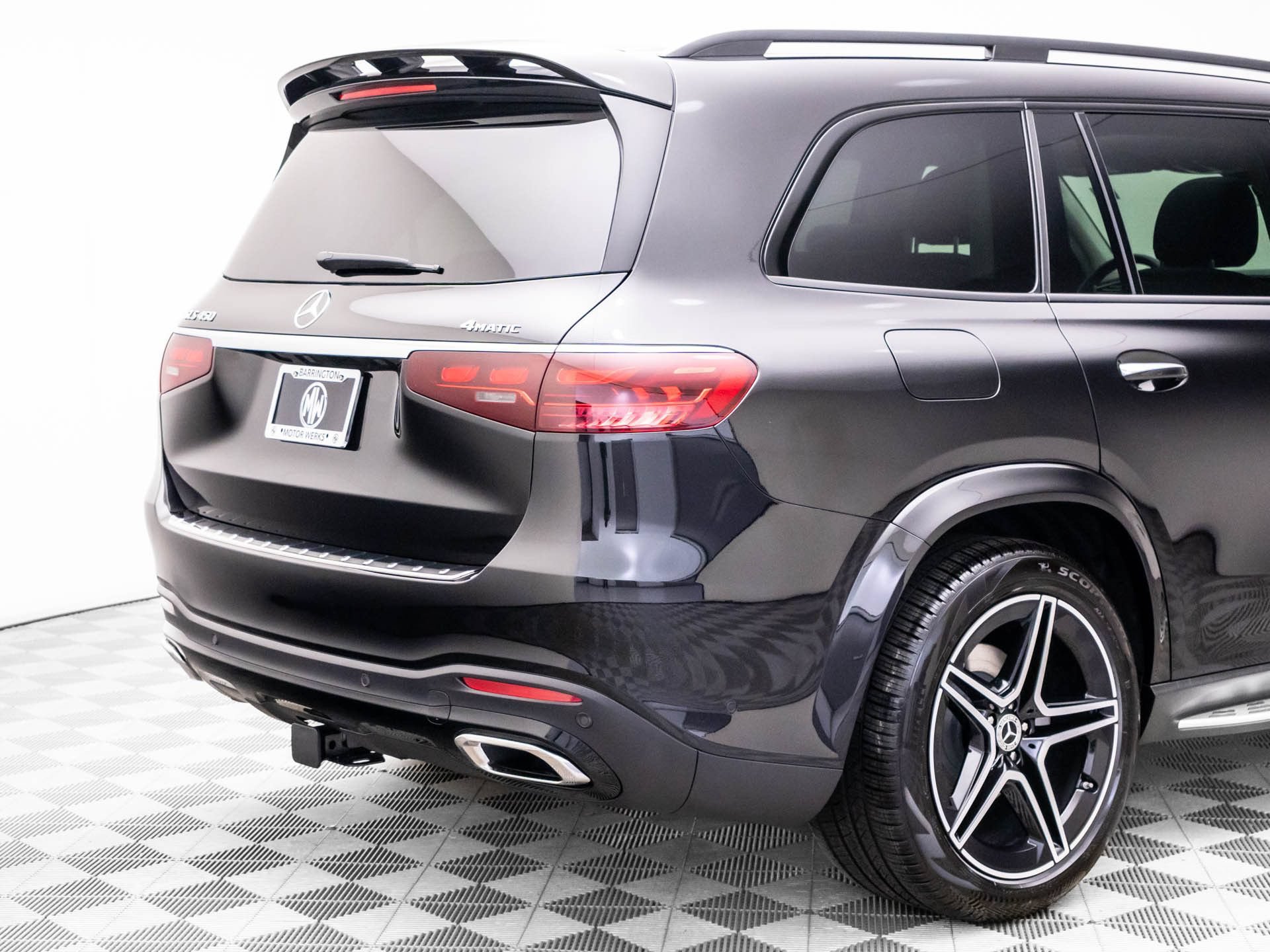 New 2026 Mercedes-Benz GLS 450 4MATIC image 36