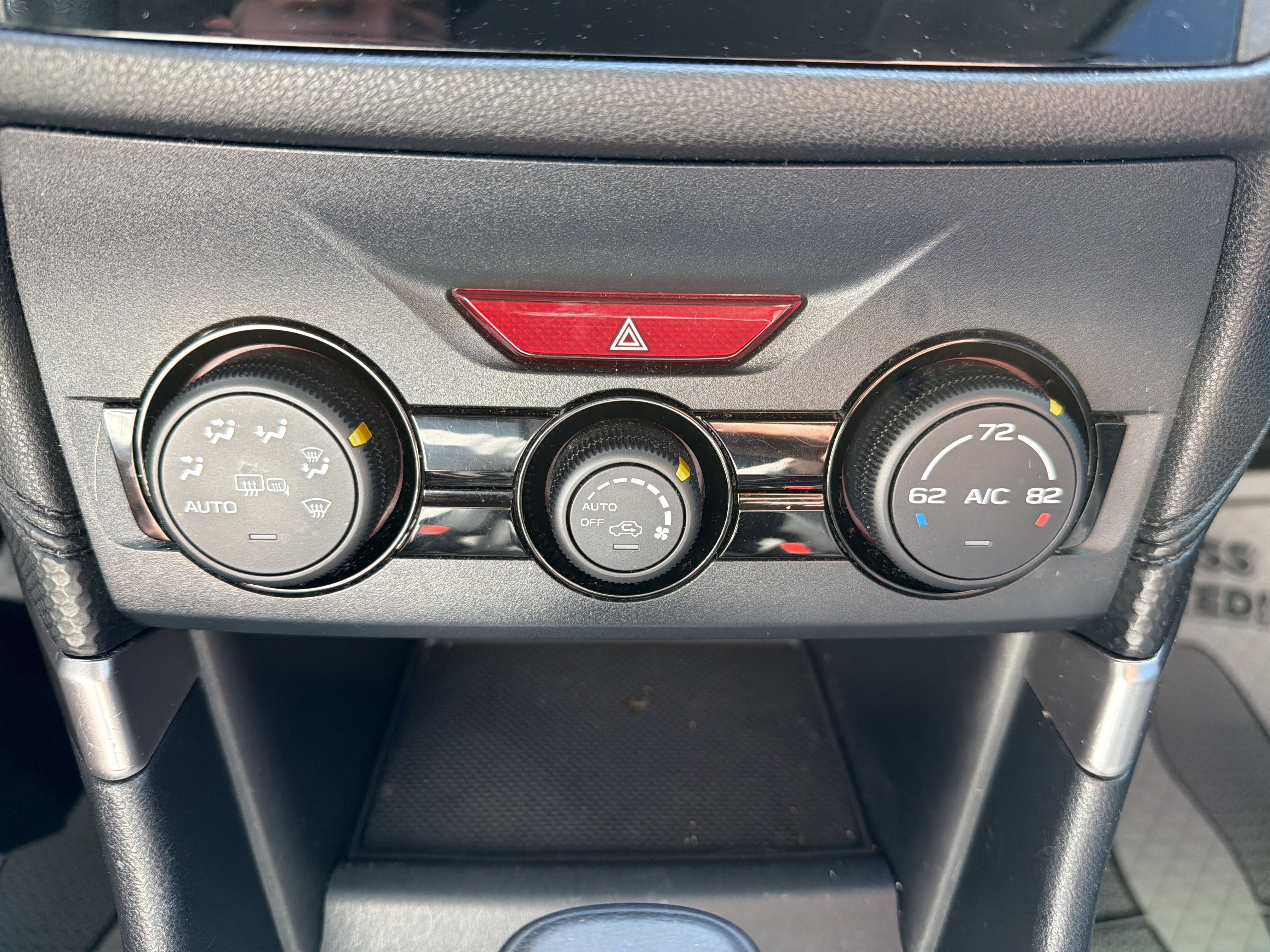 Used 2020 Subaru Forester Premium AWD/4WD image 25