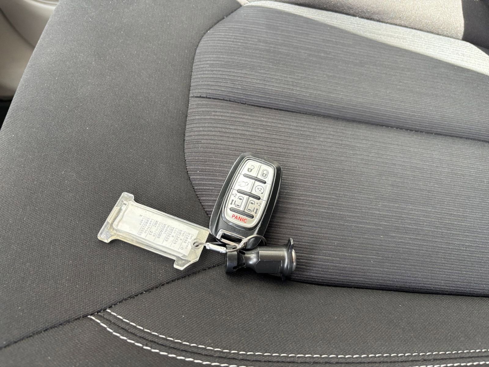 Used 2023 Chrysler Voyager LX FWD image 27