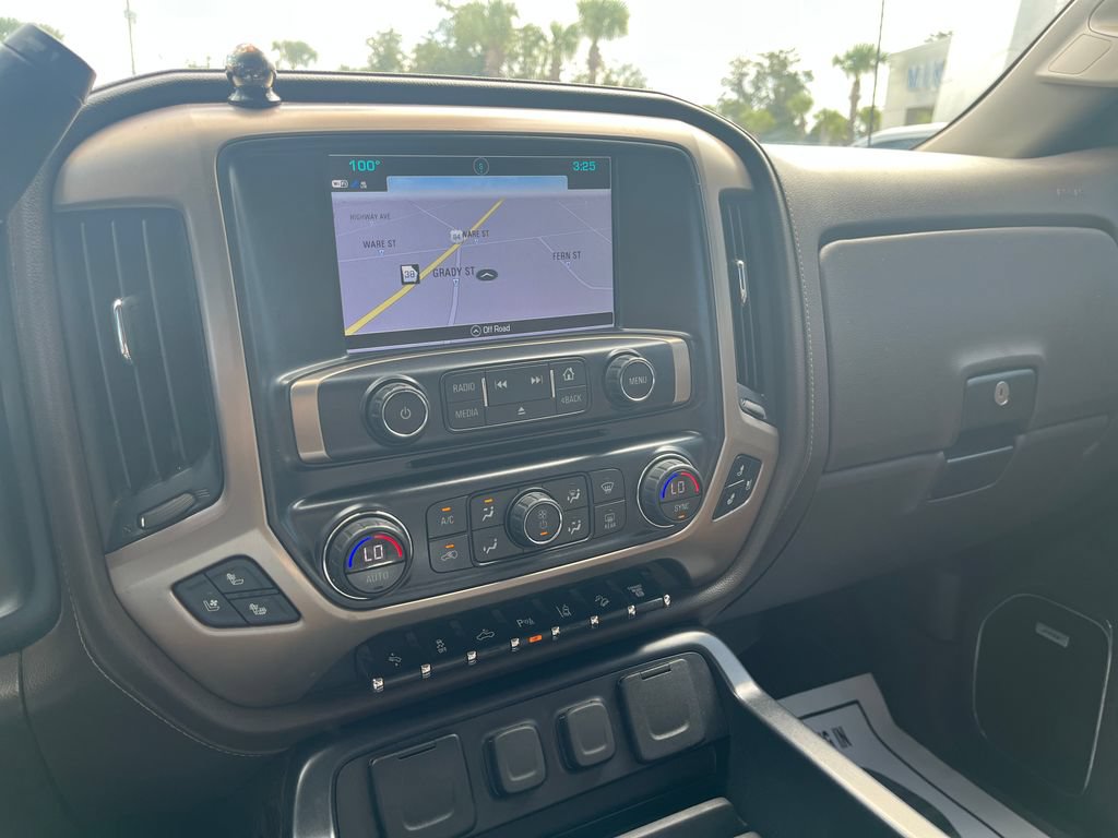 Used 2019 GMC Sierra 2500 Denali w/ Duramax Plus Package AWD/4WD image 26