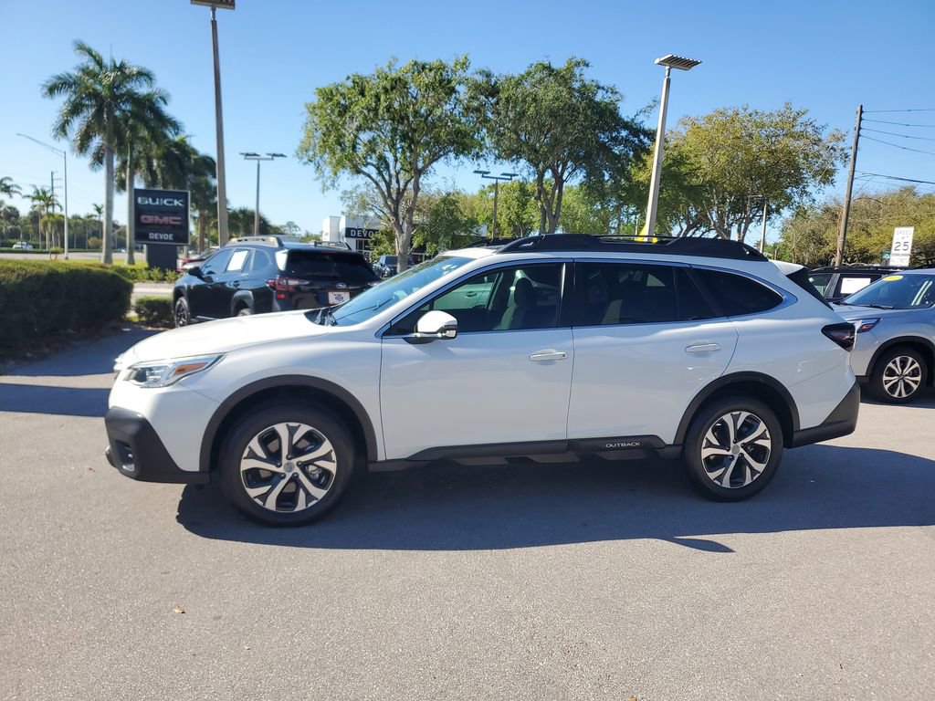 Used 2022 Subaru Outback Limited image 2
