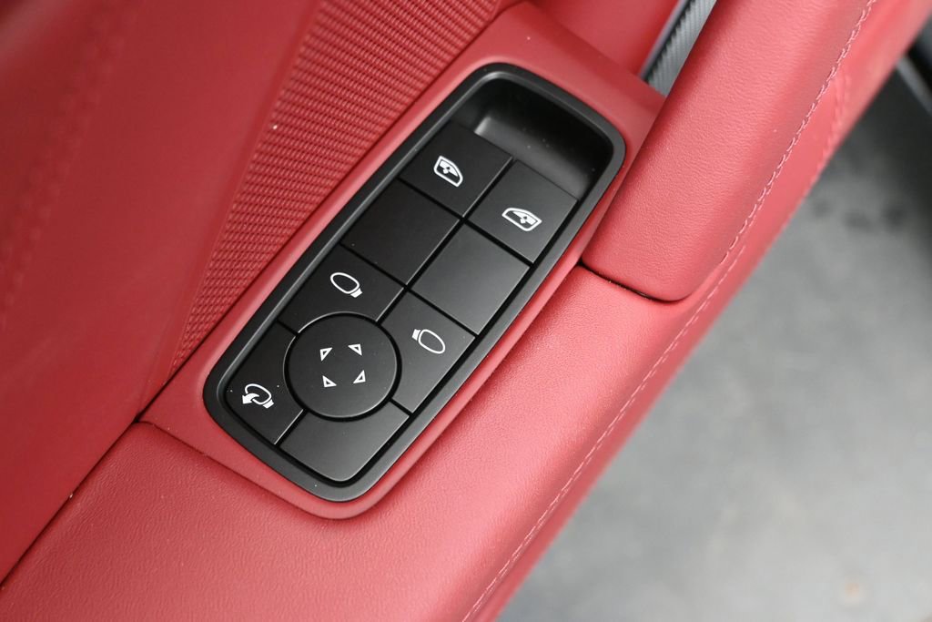 Certified 2025 Porsche 911 Turbo S AWD/4WD image 9