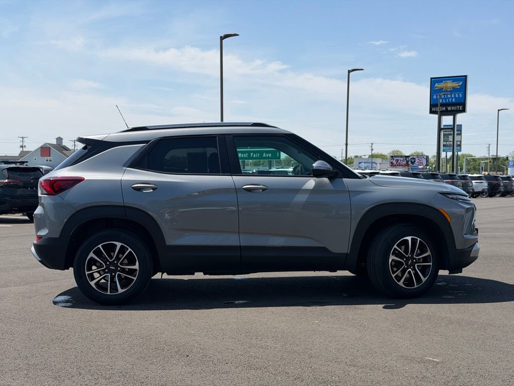 Used 2025 Chevrolet TrailBlazer LT image 6