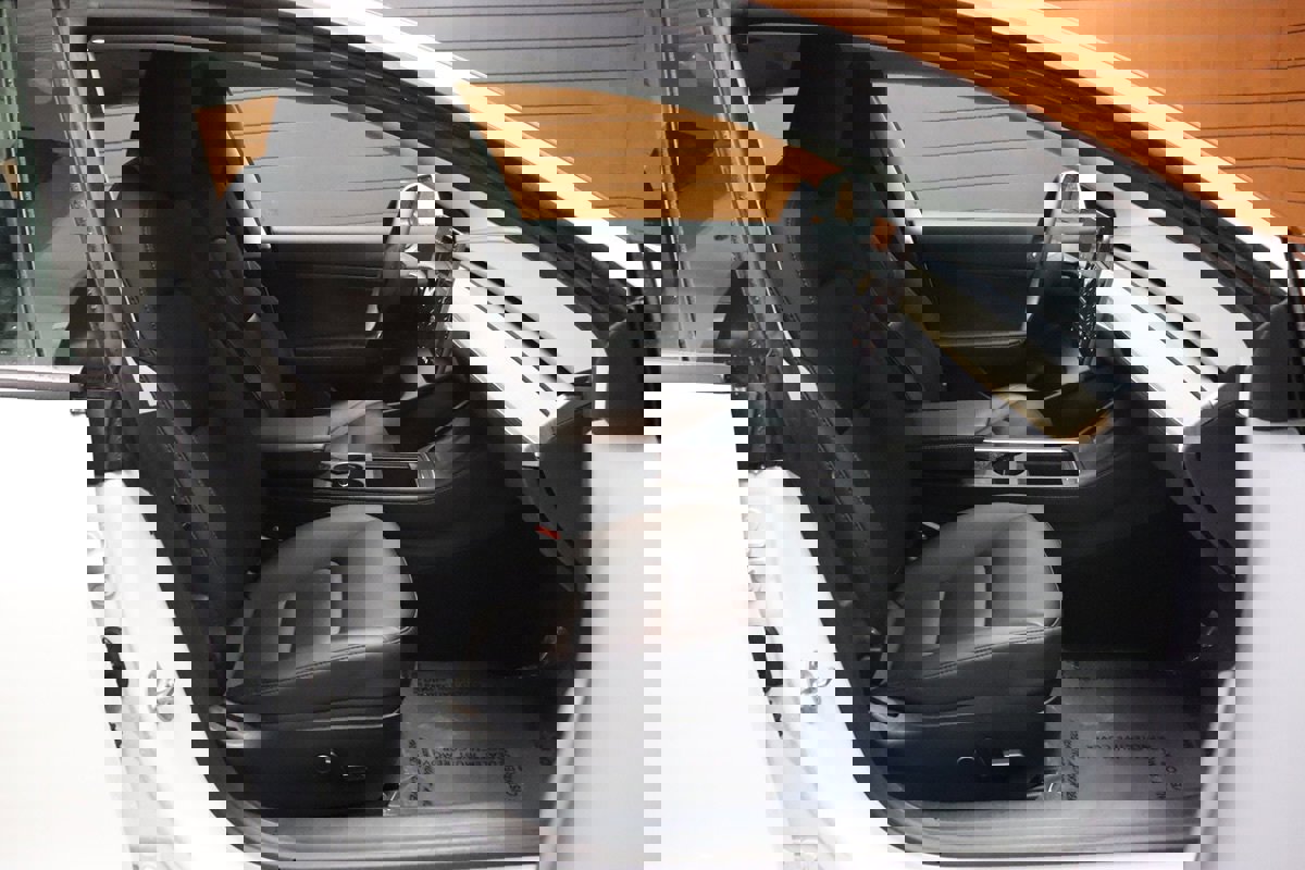 Used 2023 Tesla Model 3 Long Range image 59