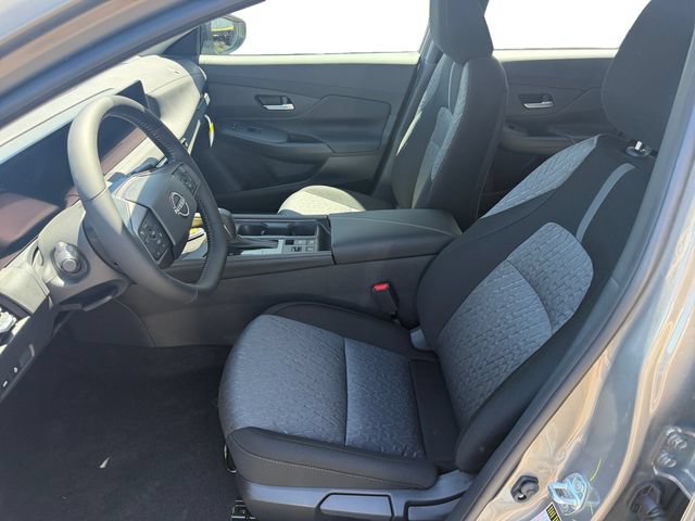 New 2026 Nissan Sentra SV w/ SV Convenience Package FWD image 4