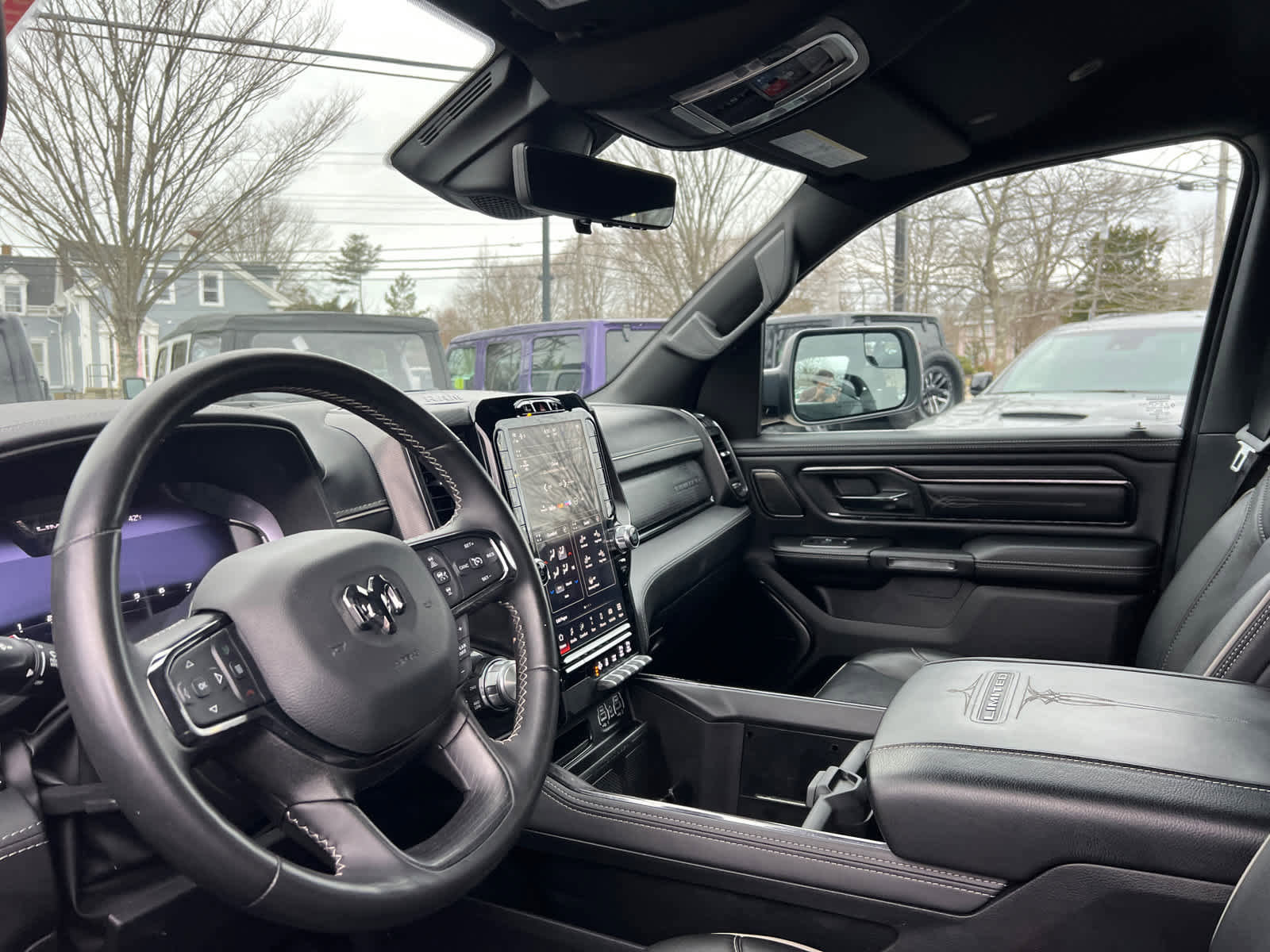 Used 2023 RAM 1500 Limited image 14