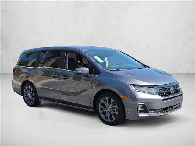 Certified 2026 Honda Odyssey Touring image 3